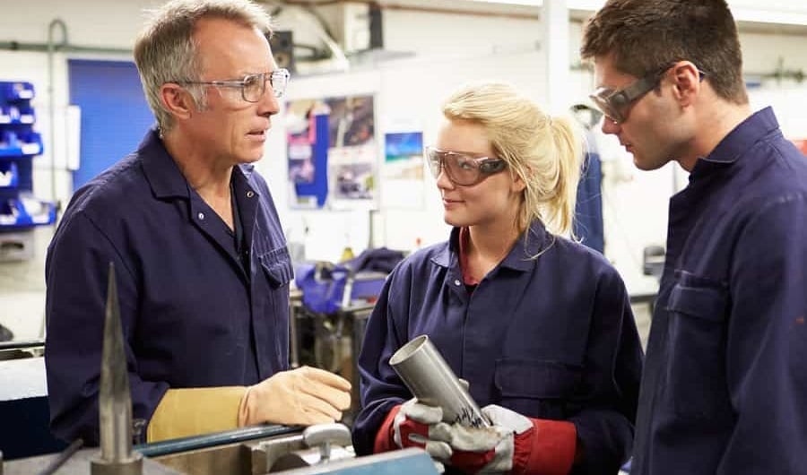Effective Communication in Manufacturing Industry
