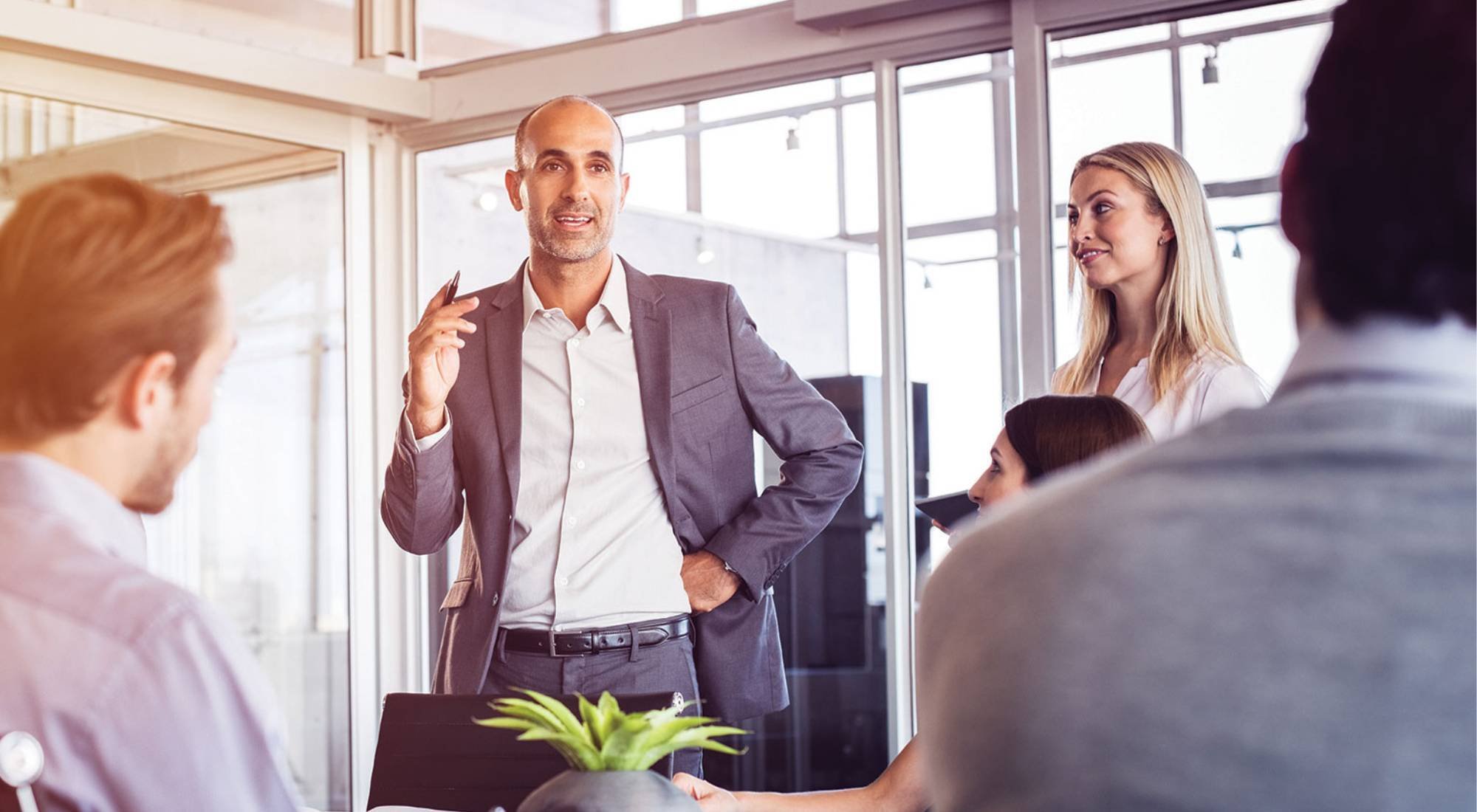 how to improve leadership skills